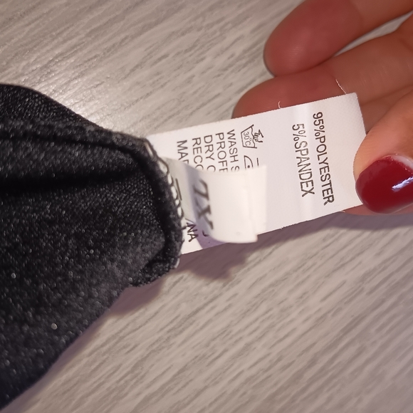 Women Creased Floral Printed Lace-Up Tube Crop Top Defined Waist Shorts Set - Picture 15 of 15